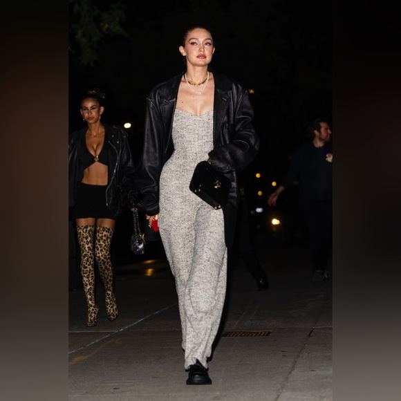 NWT Luxury Rare St John Collection Navy Pearl Embelished Cardigan/Jacket - Picture 6 of 17